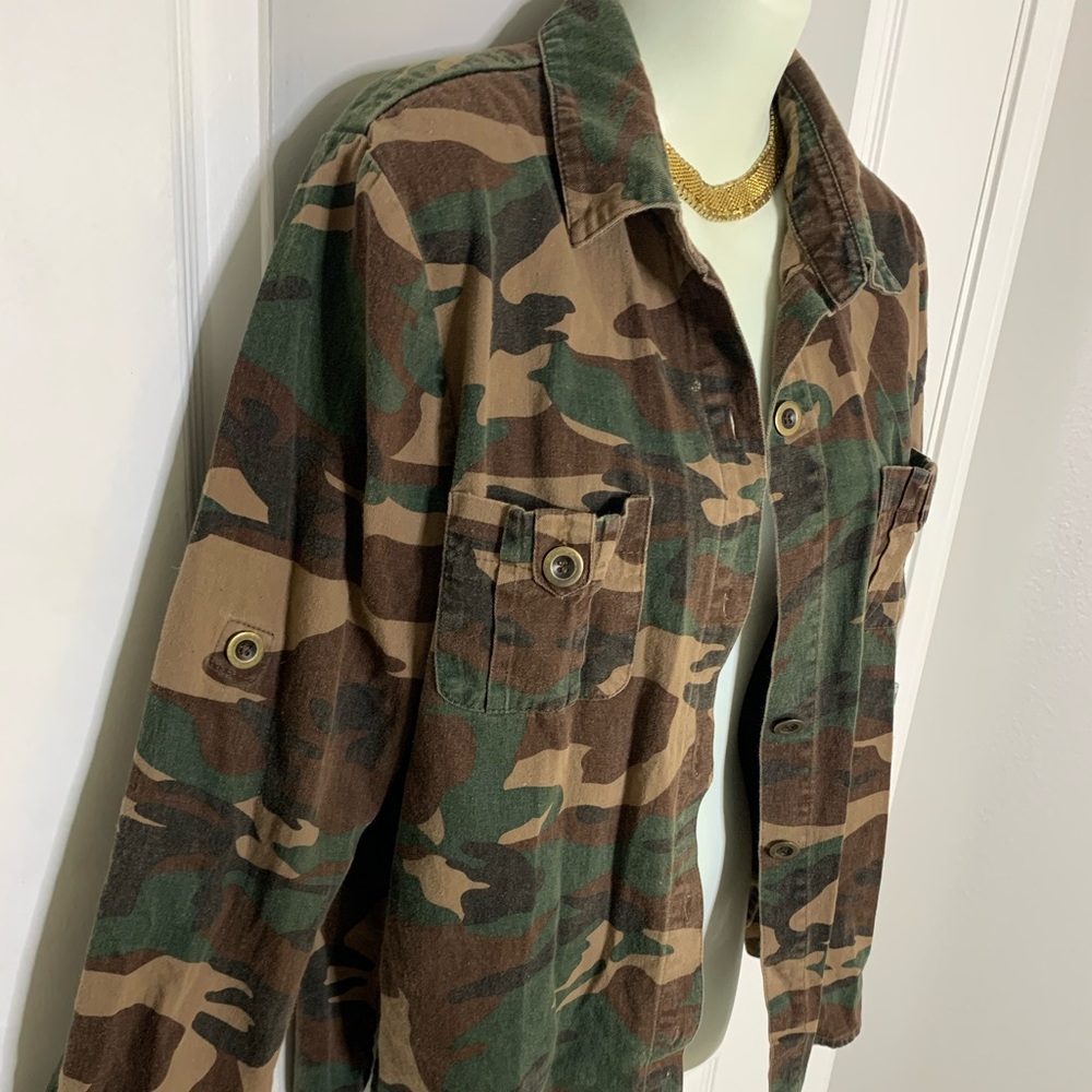 Camp Jacket - Picture 2 of 3